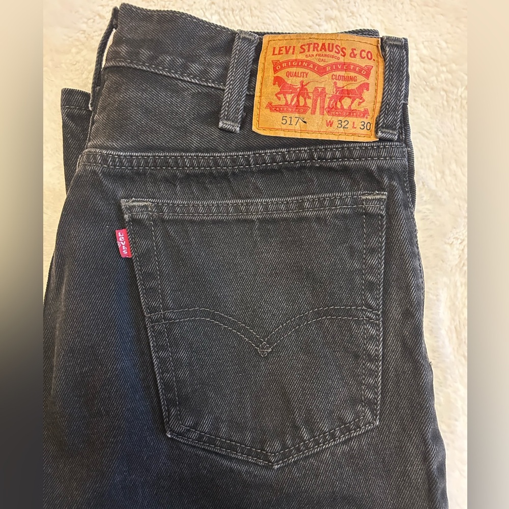 Levi's Women’s 517 Bootcut Mid-Rise Black Jeans 32x30